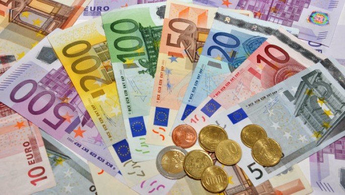 Hãy xem ảnh về tiền tệ Pháp để tìm hiểu thêm về tiền tệ quốc gia sẽ giúp bạn có kỹ năng tài chính thông minh và giúp bạn hiểu rõ hơn về nền kinh tế của Pháp.