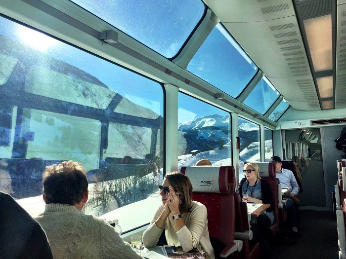 Đường tàu tốc hành Glacier - tuyến đường sắt đẹp nhất Thụy Sĩ