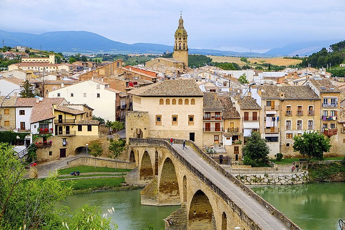 10 lý do vì sao nên đi du lịch Pamplona Tây Ban Nha