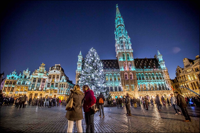 Khám phá cuộc sống về đêm ở Brussels Bỉ