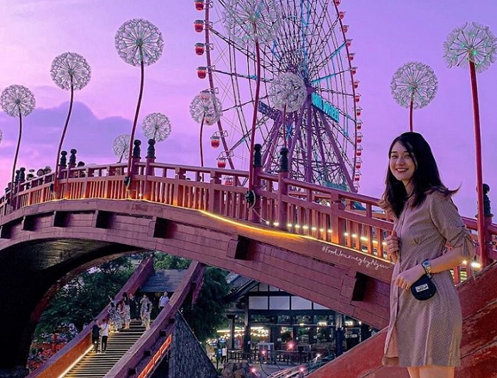 amusement park in Ha Long - rotation of the sun