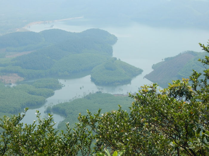 Hue Hon gibbon mountain - beautiful cloud hunting spot