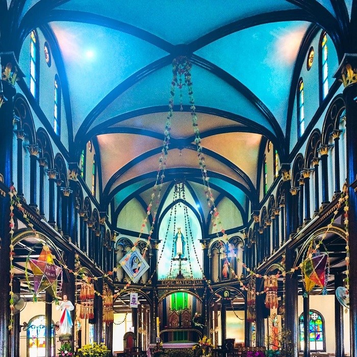 Nhà thờ gỗ Kon Tum - Kiệt tác kiến trúc gỗ phong cách Basilica duy nhất trên thế giới