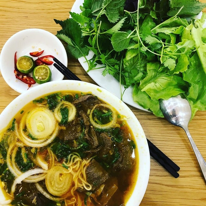 Delicious vegetarian restaurant in Hanoi - Ha Thanh Vegetarian Restaurant