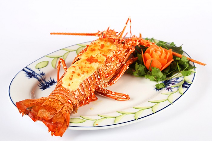 Seafood restaurant in Ha Long 