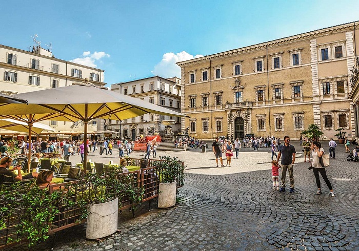 Phố cổ Trastevere thành Rome - quảng trường Piazza