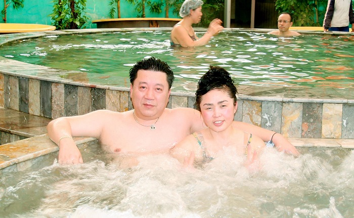 Explore Tien Lang hot spring in Hai Phong