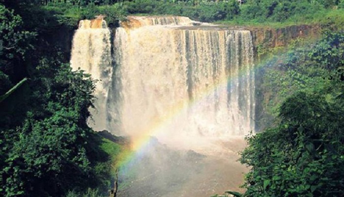 Xung Khoeng waterfall - a beautiful waterfall in Gia Lai has come, you do not want to return 