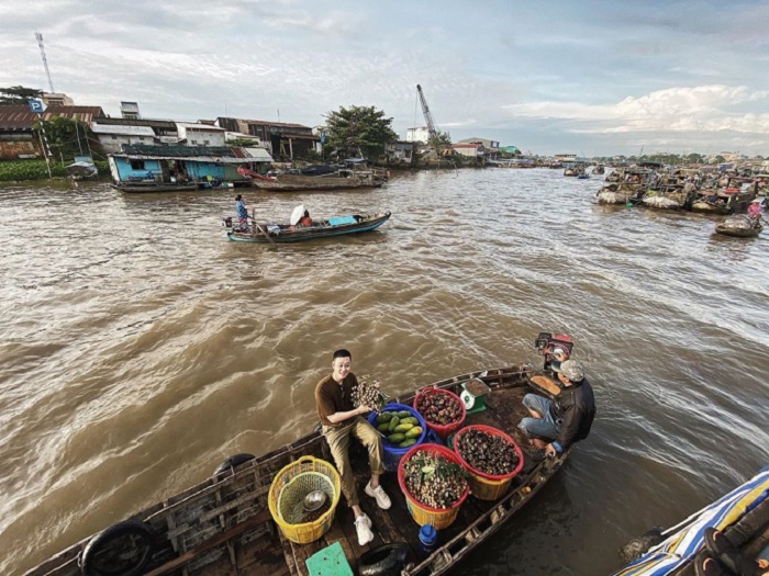 Học lỏm các travel blogger Việt đi đâu trong tháng 8 cho ngầu?