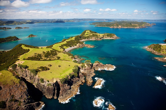 Vịnh Quần đảo - Những địa điểm du lịch New Zealand nổi tiếng nhất
