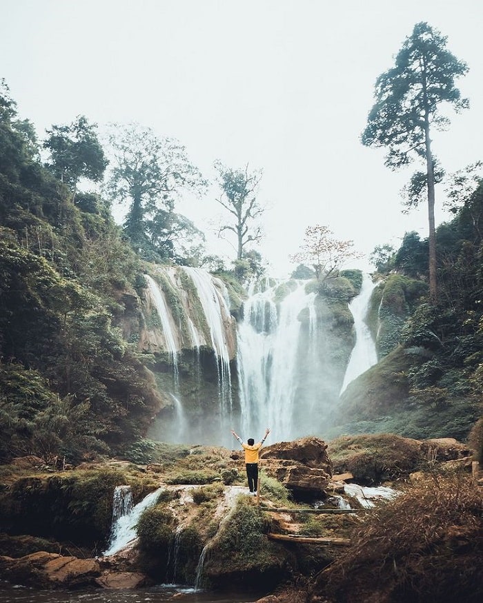 Ta Nang Waterfall - one of the beautiful waterfalls in Moc Chau