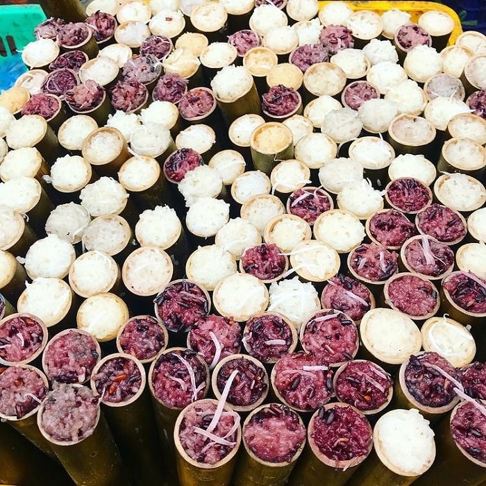cơm lam - món đặc sản tại Chợ đêm Tam Đảo 