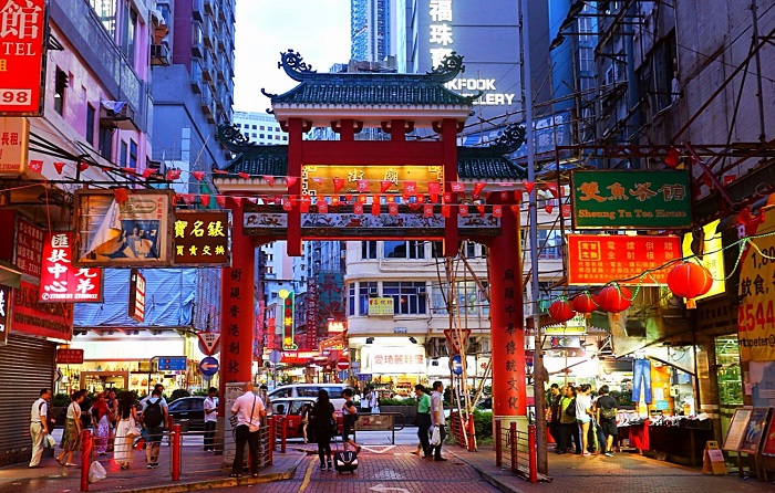 Temple Street - Địa điểm mua sắm ở Hồng Kông