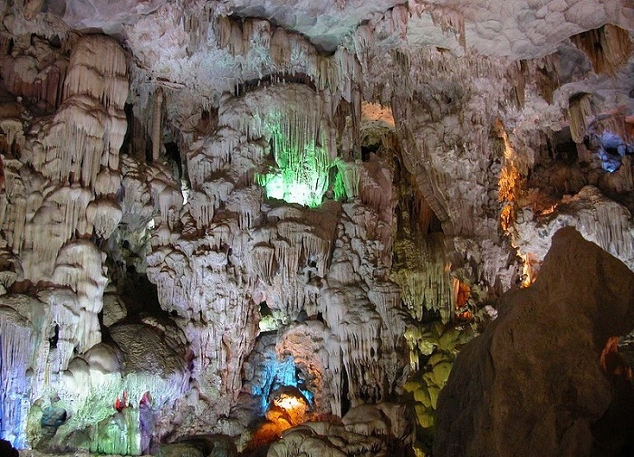 Silver Stone Cave - a masterpiece of art bestowed on Hoa Binh