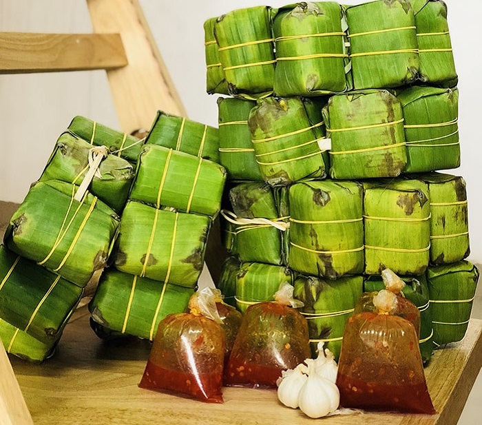 What do Binh Duong tourism buy as a gift?  - Lai Thieu spring rolls