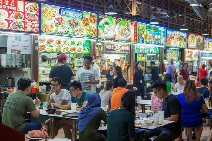 Golden Mil - Khu ăn uống giá rẻ ở Singapore