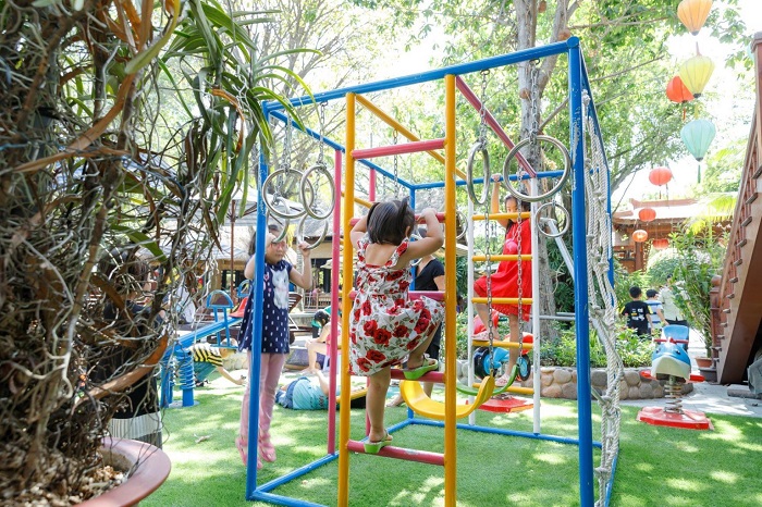 Phương Nam Resort Bình Dương - sân chơi trẻ em