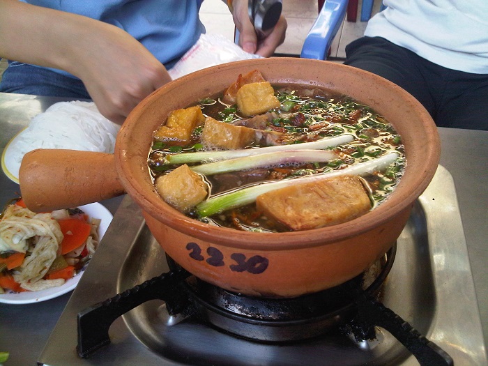  Ca Mau delicious restaurant - Phat Cuong goat hot pot