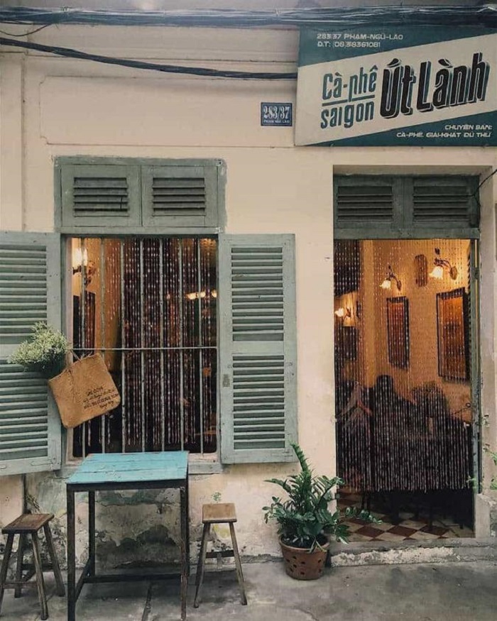 Old cafes in Saigon - Ut Lanh Cafe
