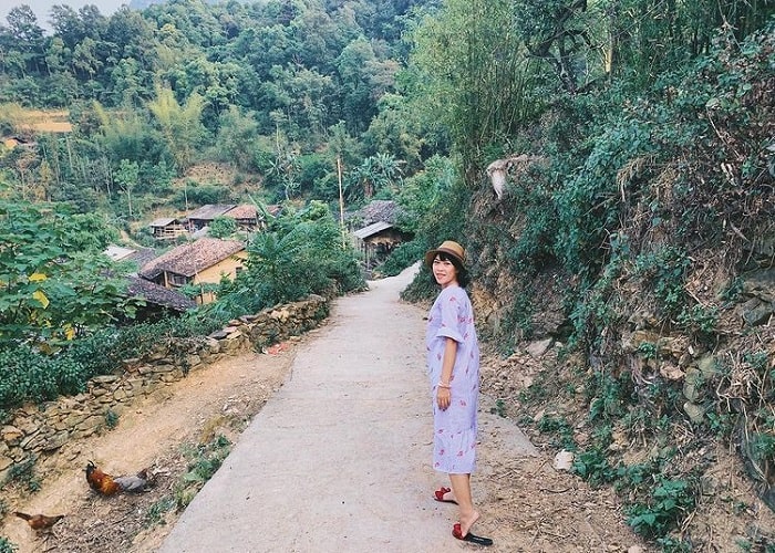 Vẻ đẹp bình dị ở làng cổ Thiên Hương 