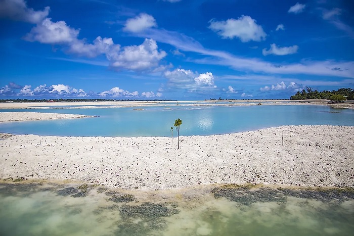Trên hòn đảo lớn nhất ở Kiribati - Du lịch Kiribati 