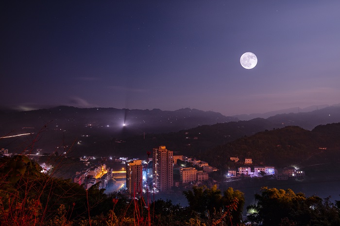 Mặt Trăng gần trái đất nhất trong năm vào dịp Tết Trung Thu - tết Trung Thu ở Châu Á