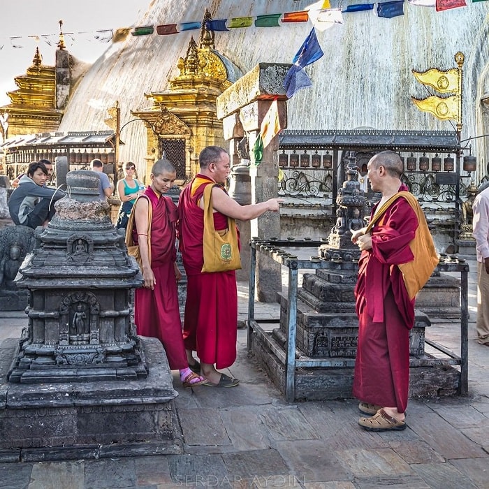 Lịch sử về bảo tháp Swayambhunath Nepal 