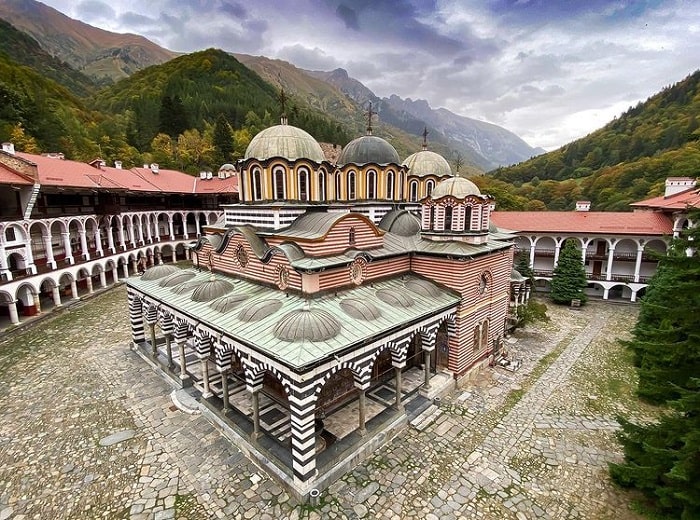 Giới thiệu về tu viện Rila Bulgaria 