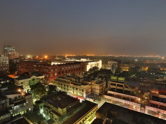 Ngắm nhìn thành phố từ trên cao tại khách sạn Lindsay. - du lịch Kolkata