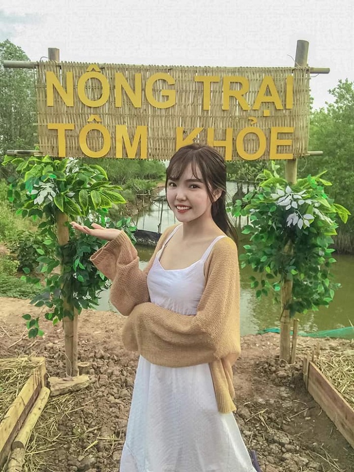 nông trại tôm khỏe của vợ chồng anh Quốc Dương