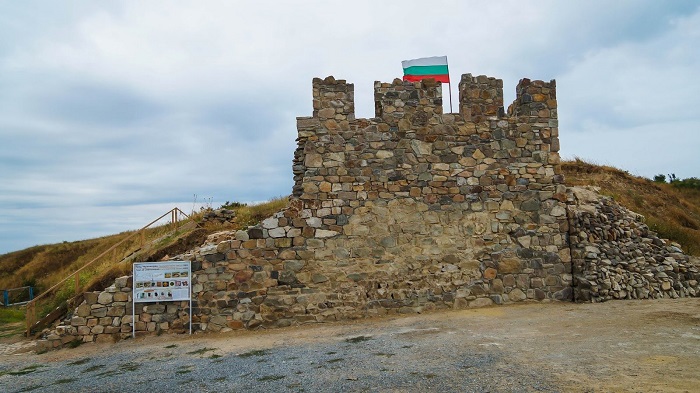 Tham quan pháo đài Akra là trải nghiệm tuyệt vời ở thị trấn Sozopol Bulgaria 