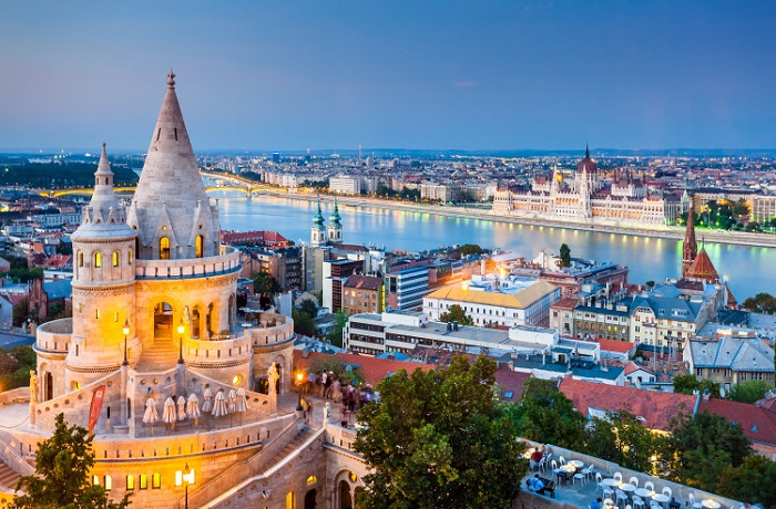 Những kiến trúc nổi bật hai bên sông Danube Hungary