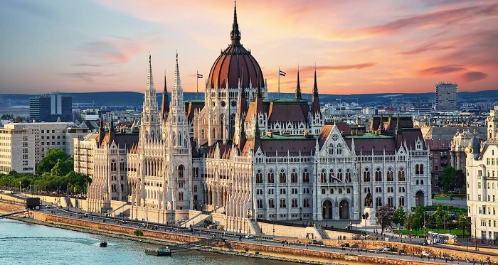 Những kiến trúc nổi bật hai bên sông Danube Hungary