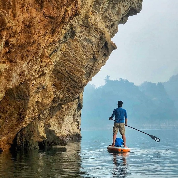 Hoa Binh tourism experience - super boating