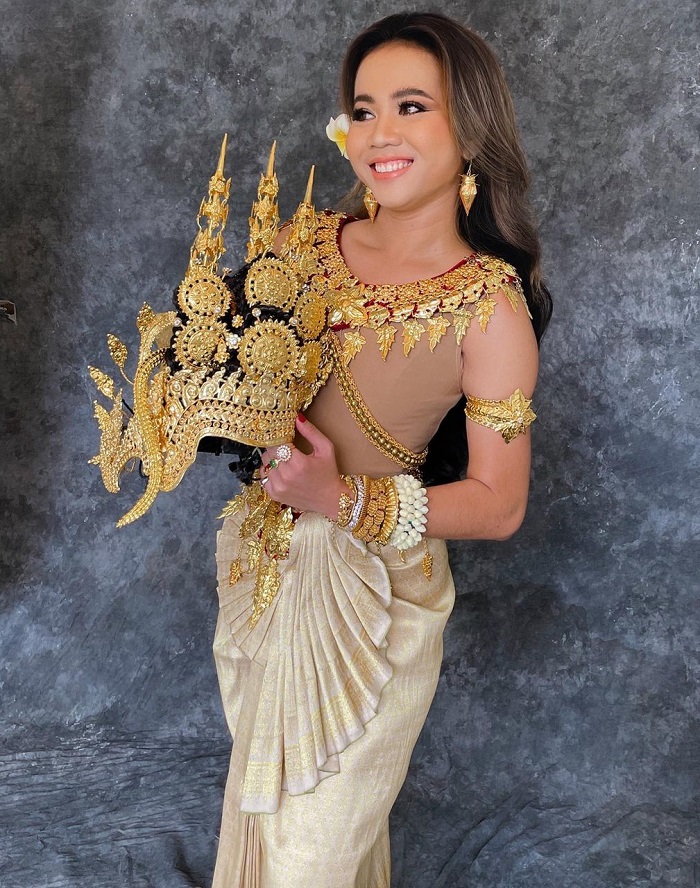 Người Khmer cũng có trang phục dân tộc Việt Nam đẹp và nổi bật