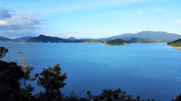 The beauty of Ham Thuan Lake, Binh Thuan 