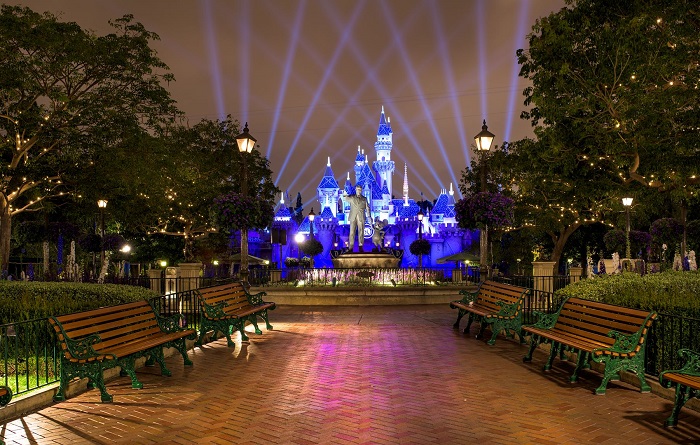 Disney Land Resort ở California - công viên giải trí ở Los Angeles