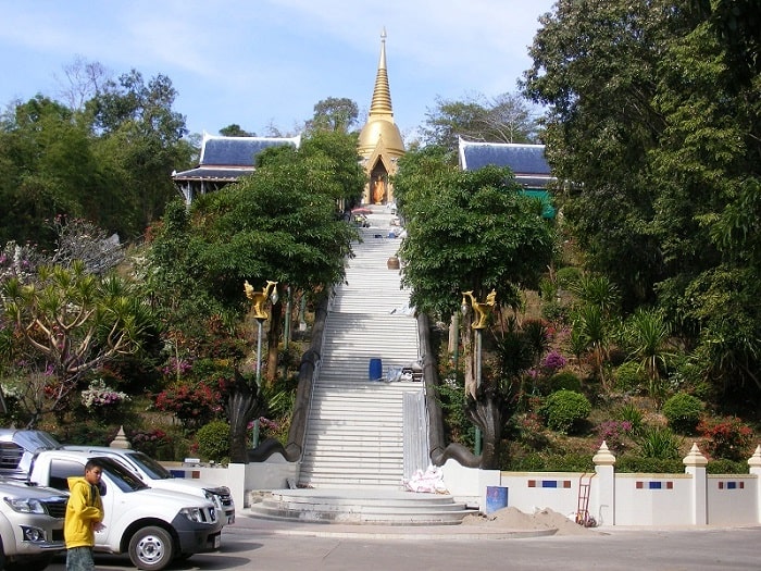 Phra Pathom Rattana Burabha Maha Chedi ở chùa Pa Phu Kon Thái Lan