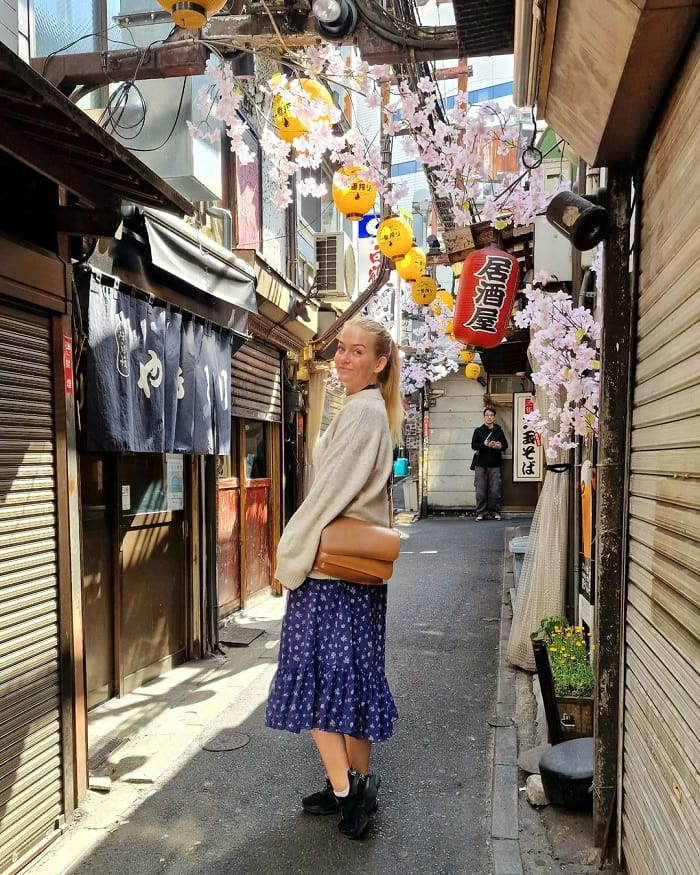 Khám phá phố cổ Golden Gai Nhật Bản 
