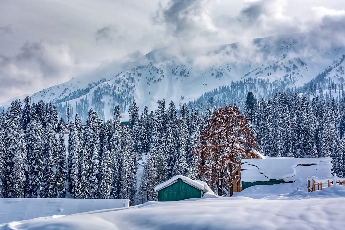 Gulmarg vào mùa đông - địa điểm du lịch Kashmir