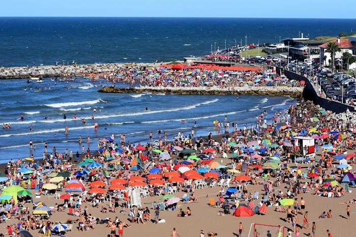 Các bãi biển là điểm tham quan nổi bật ở thành phố Mar del Plata