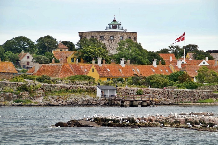 Christiansø thị trấn Gudhjem
