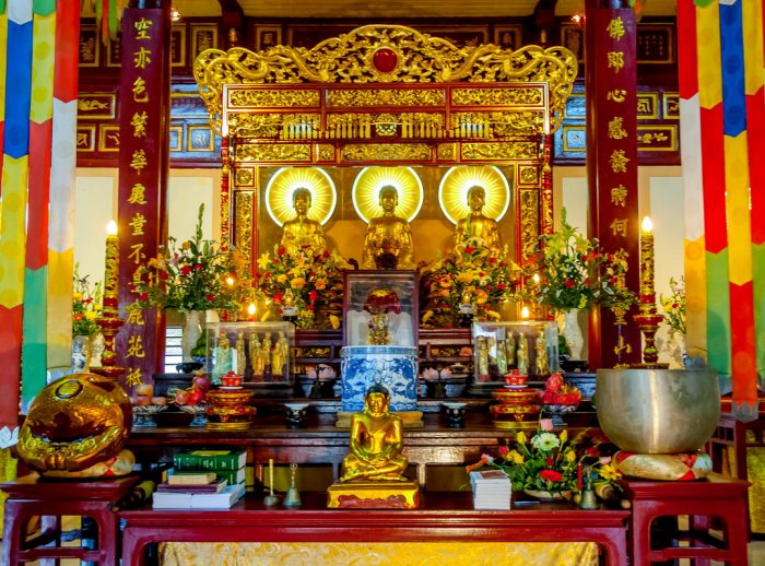 Bức tượng Chùa Thánh Duyên