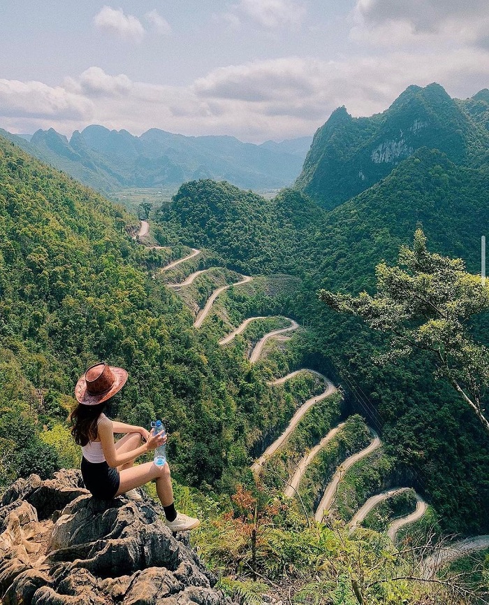 Mẻ Pia là con đèo đẹp ở miền Bắc nằm ở Cao Bằng