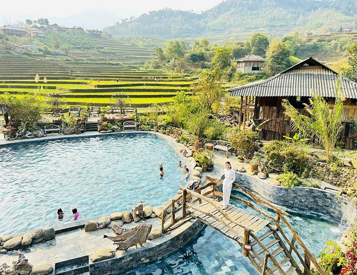 Suối nước nóng Trạm Tấu là khu du lịch đẹp ở Tây Bắc có view mãn nhãn