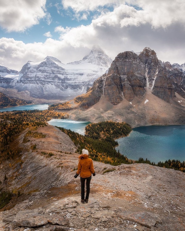 Núi Assiniboine là một trong những ngọn núi đẹp nhất châu Mỹ mang vẻ đẹp ngoạn mục