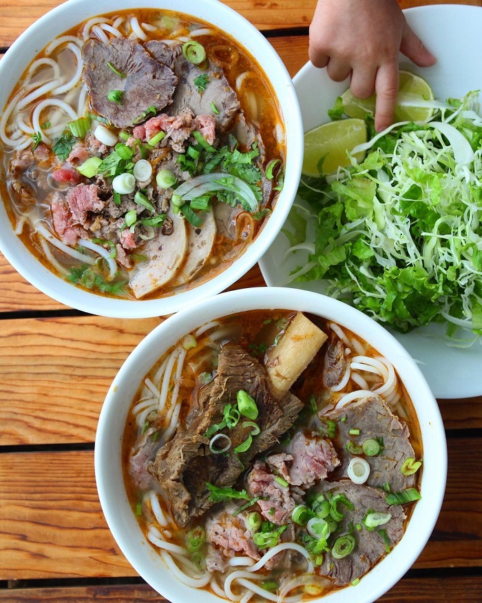 quán ăn ngon rẻ ở Hòn Sơn - bún bò bà Bảy