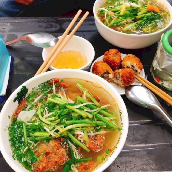 quán ăn ngon rẻ ở Hòn Sơn - quán bún cá cô Sáu