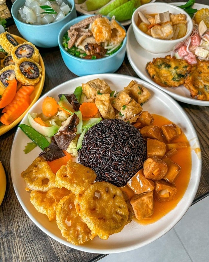 quán chay ở Nam Định - quán chị Phương