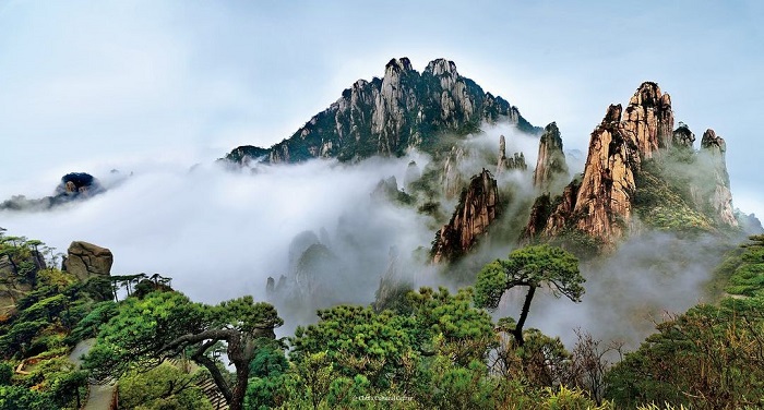 Núi Tam Thanh là một trong những thiên đường săn mây trên thế giới nằm tại Trung Quốc